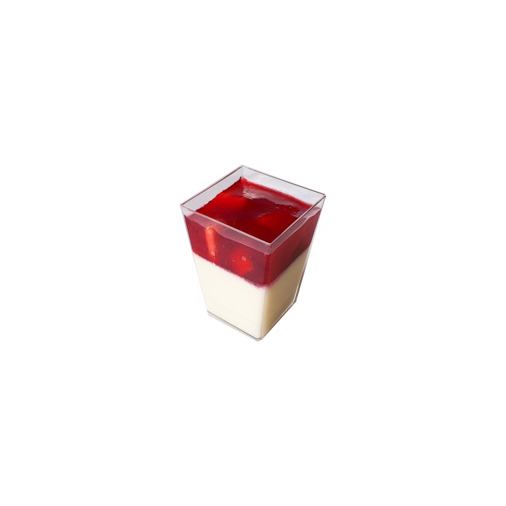 Dezert panna cotta s jahodami